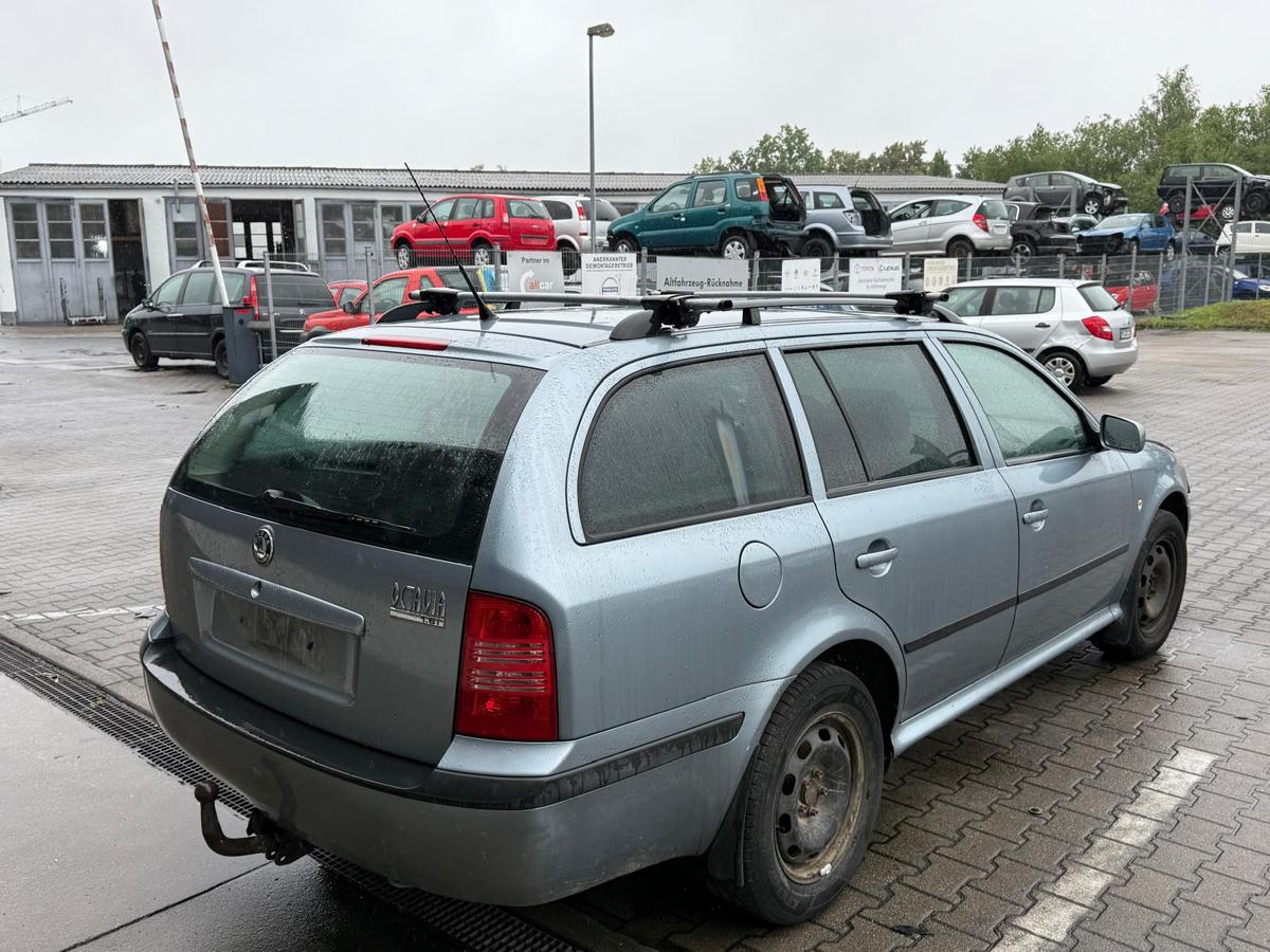 Skoda Octavia 1U original Tür vorn links LF7U Stonegreymetallic Rohbau BJ03